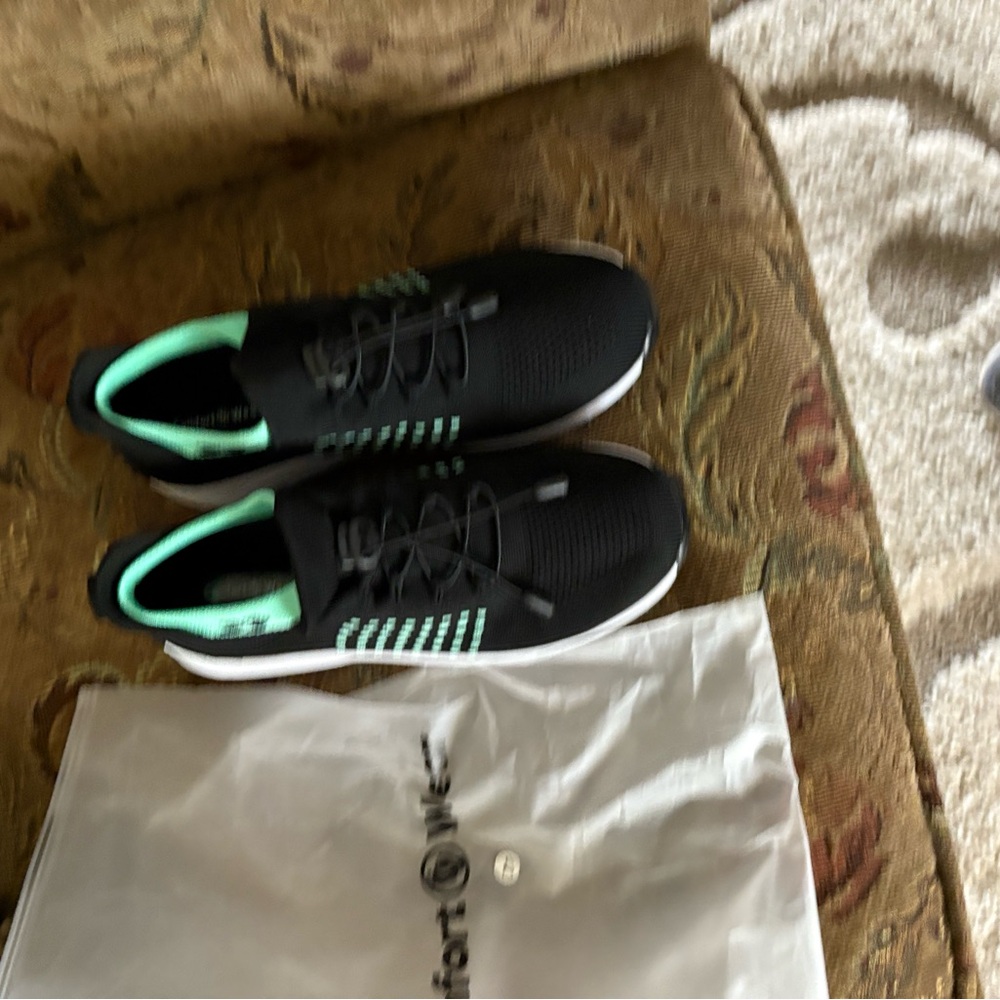 New..Sporty Women’s Black and Green Sneakers ..New